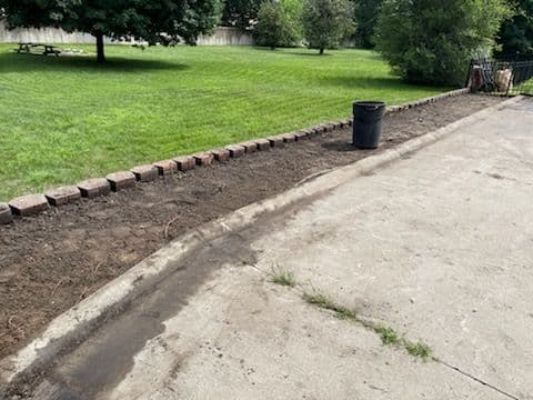 Gallery photos for Garden Transformation Clears Overgrowth for Renewal: Image #2